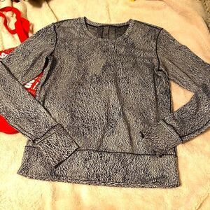Lululemon long sleeve